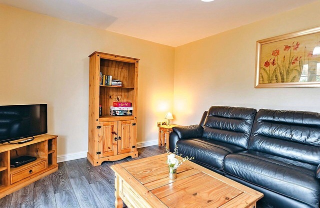 Beautiful villa for 2 people with WIFI, TV, pets allowed and parking