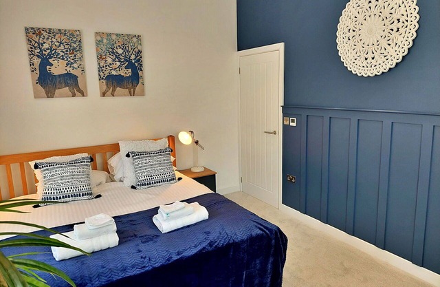 Beautiful villa for 6 people with hot tub, pool, WIFI and parking