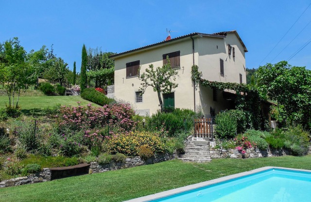 Belle villa rénovée avec piscine privée dans la Garfagnana intacte