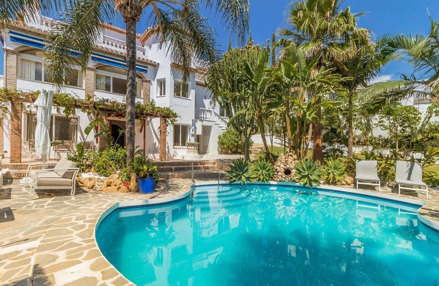 Beautiful villa with incredible views!