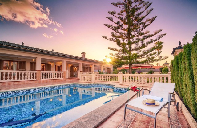 VILLA CHABELA. Villa à Bahía Grande (Majorque). Ping Pong et aire de jeux. Télévision par satellite - WiFi gratuit