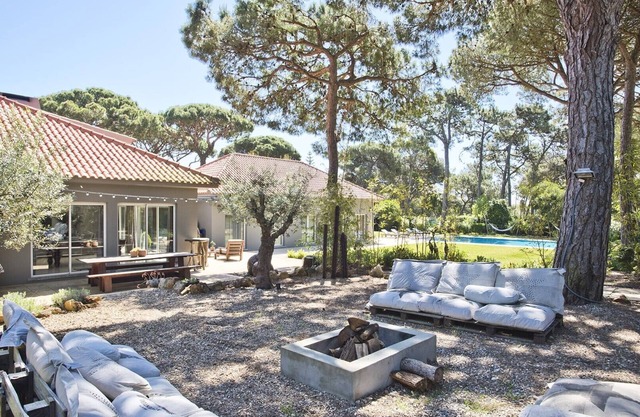 Belle villa isolée de 500m2 située à Quinta da Marinha