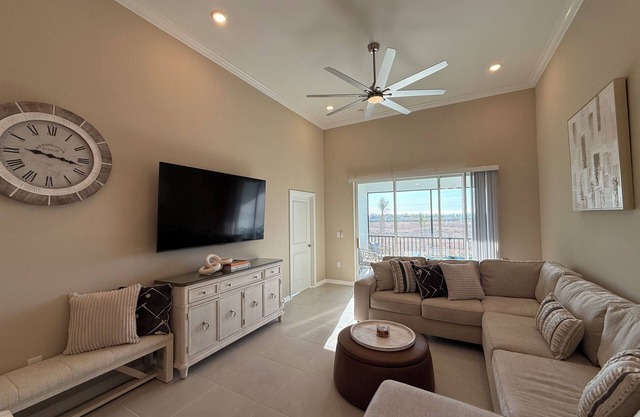 Beautifully Decorated Condo in Gorgeous Resort Community near Estero Fort Myers