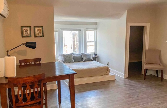 Beautifully Designed Studio in Downtown Lexington