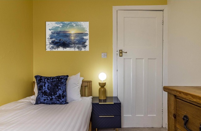 Beautifully presented private 3 bed home.