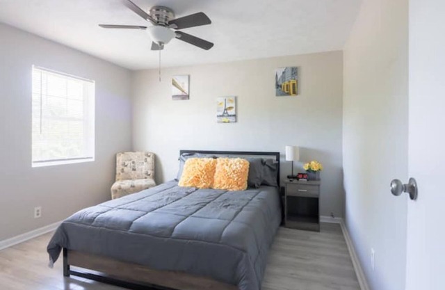 Beautifully renovated home/ 5BR