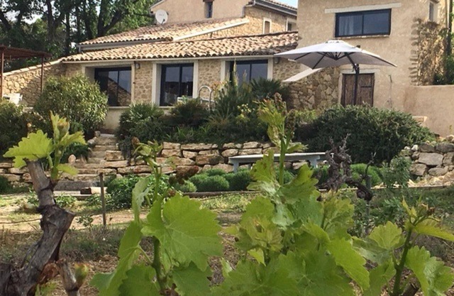 Nouveau: Mas magnifiquement restauré à Piegon avec piscine privée chauffée