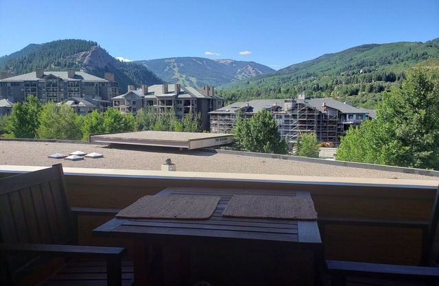 Beavercreek/Vail -- Value, convenience, and views