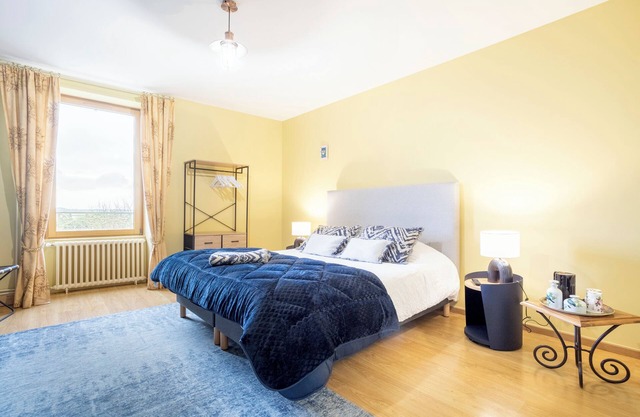 Chambre d'hôtes 'Madame De La Fayette' avec terrasse partagée, jardin partagé et Wi-Fi