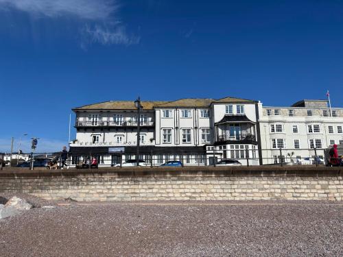 Bedford Hotel