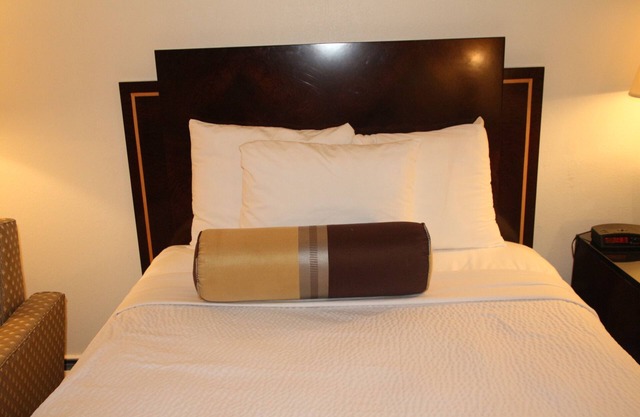 Bedford Plaza Hotel - Boston