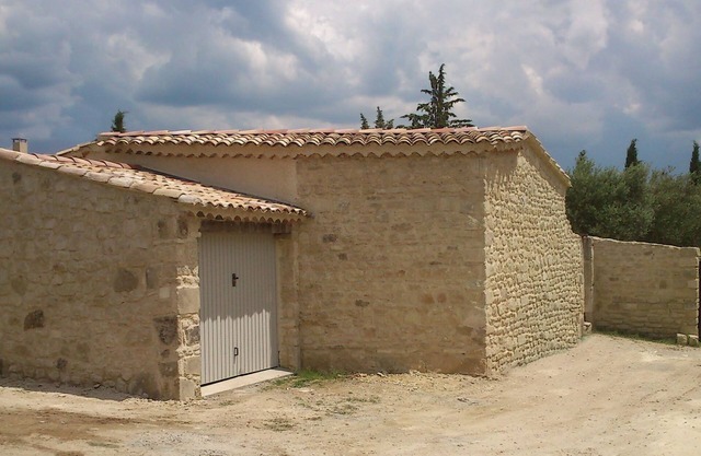 BEDOIN-MONT VENTOUX - JOLIE MAISON AVEC PISCINE 'LES 3 OLIVIERS'