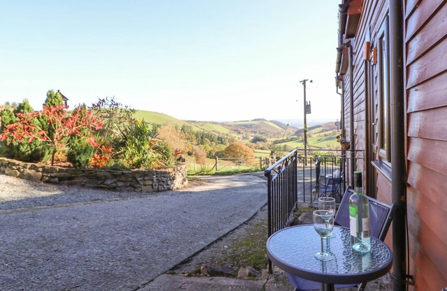 BEECH COTTAGE, animaux acceptés, avec un jardin à Llanidloes, Réf 12564