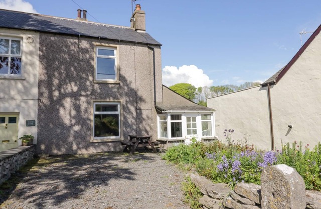 Beech Cottage, BALANCES
