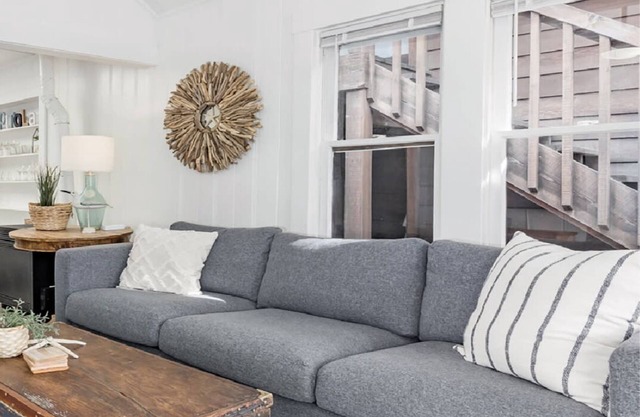 Begonia Beach Cottage- Dog Friendly
