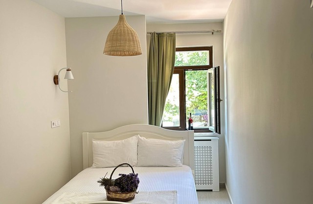 Begos Hotel