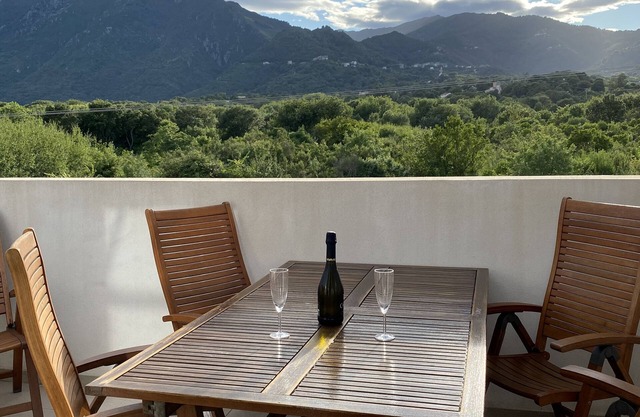 Bel appartement ensoleillé, 3 chambres pour 6 personnes, à proximité de la plage