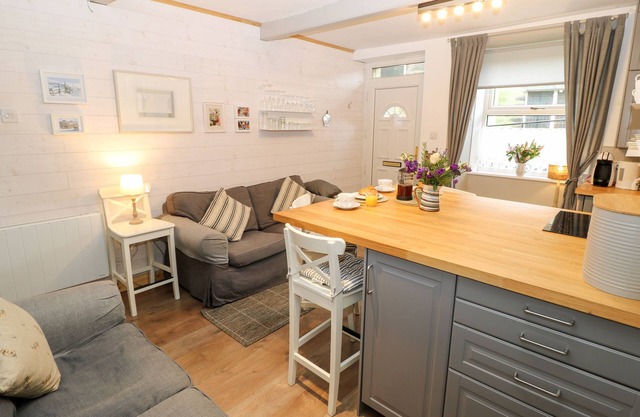 Bell Cottage, HOLMFIRTH