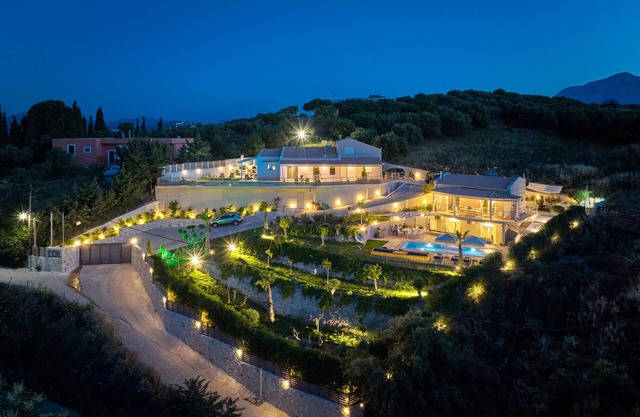 Belle Vue Country Style Villa