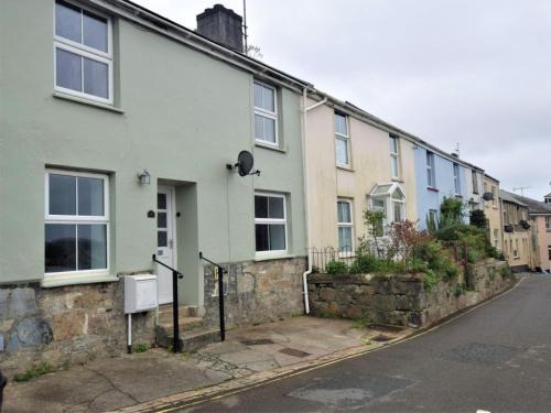 Bells Cottage - Explore Cornwall by rail