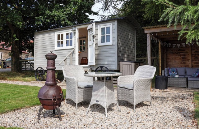 BELLWETHER, romantique, avec feu ouvert à Helmsley, Ref 986040