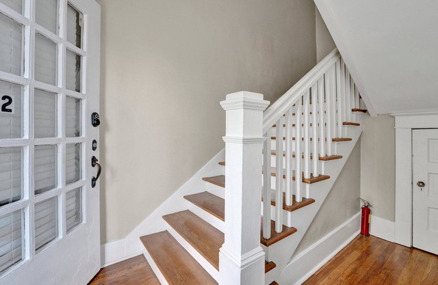 Belvedere Manor 4 Quiet 1-king bed apt Memphis Midtown, 4min to hospital, up