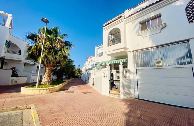 Appartement à La Perla de Andalucia- Calahonda.