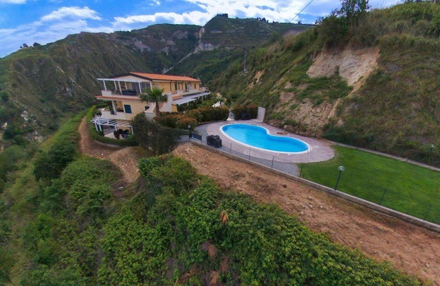 Maison de vacances à Parghelia avec terrasse