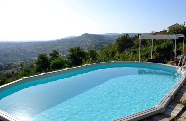 Appartement de classe avec piscine