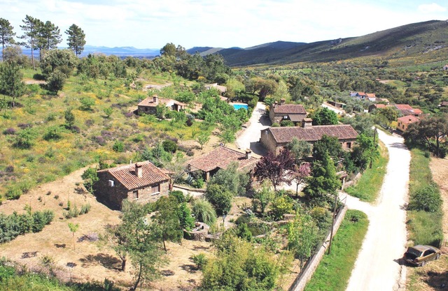 Ferme avec piscine à Valencia de Alcántara