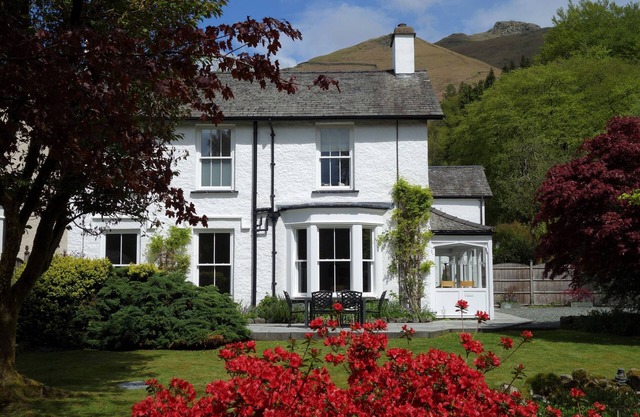 BEN HOUSE, family friendly, character holiday cottage in Grasmere