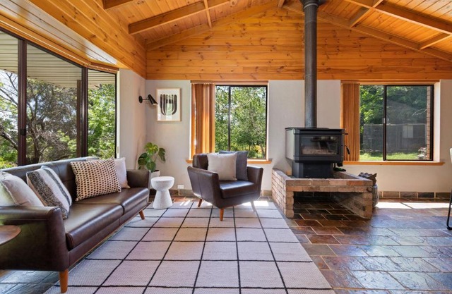 Bendalong - Rural Retreat, Short Drive to CBD