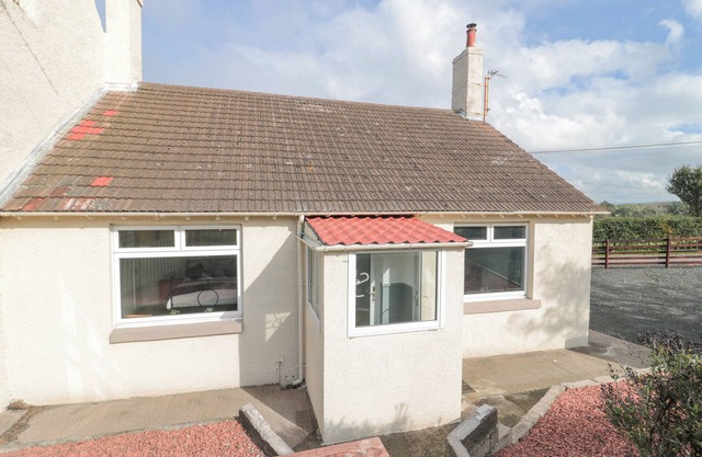 BENDOR COTTAGE, pet friendly, country holiday cottage in Wooler