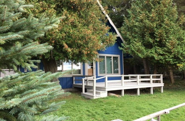 Beresford Cottage sur Lower Herring Lake..Beautiful Sunsets! - Poisson, Ski & Relax!