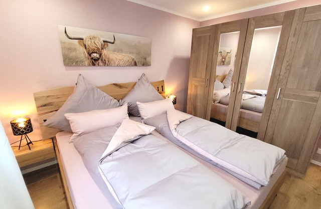 Bergfluegel apartment, swimming pool, ski lift, hiking, underground parking