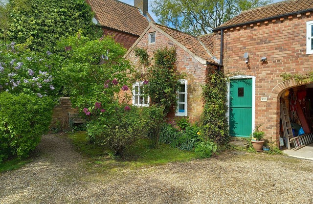 BERRY GRANGE, pet friendly, avec un jardin à Mablethorpe, Ref 949128