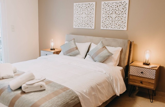 Best House, Central Luxury Apartment, Agiou Ni...