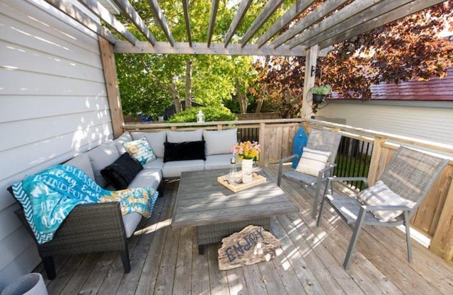 Best location! Executive home, Downtown St Andrews