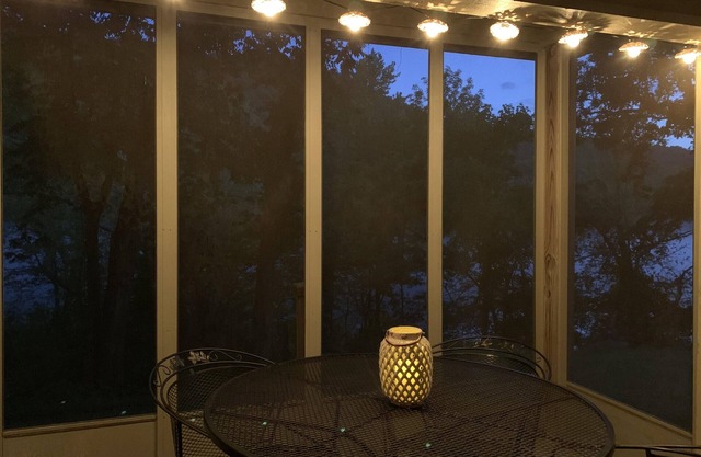 "Best of The Pointe" Lake Front~Walk-In/End Unit~Trout~Golf~Pickleball~Pool