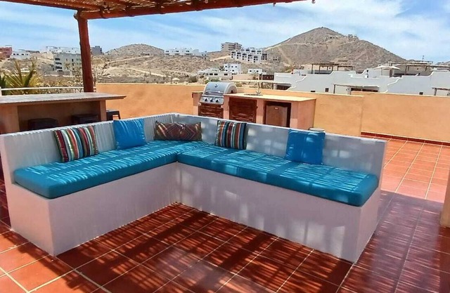 Meilleur condo privé sur le toit, vue sur l'océan, 2 piscines, à quelques pas de la plage de surf de Cerritos