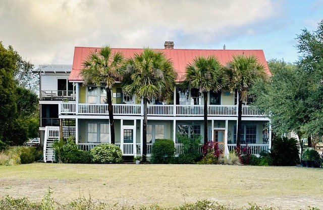 Best Sunsets on Sullivans- Beachfront