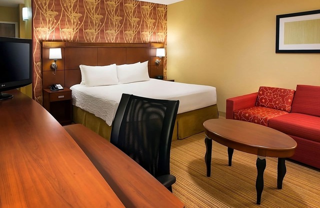 Best Value, Quality Stay! w/ Pool, Near Rio Montana Park, Pet-Friendly