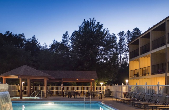 Best Western Ambassador Inn & Suites