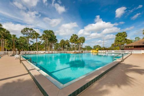 Best Western International Speedway Hotel
