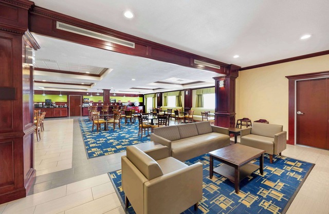 Best Western Plus Pratt