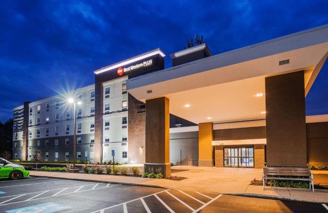 Best Western Plus Wilkes Barre-Scranton Airport Hotel