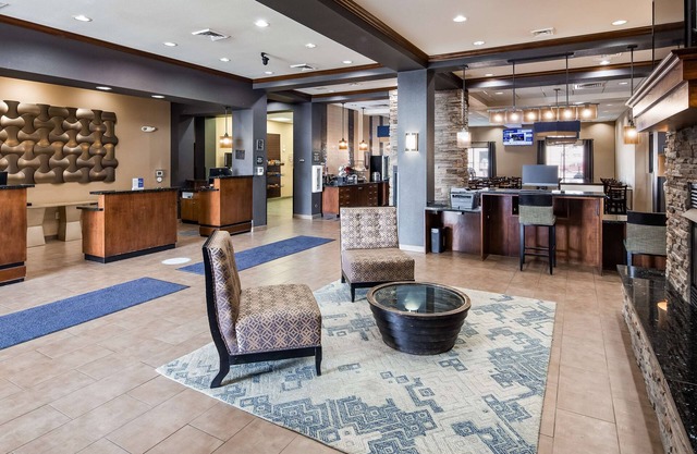 Best Western Plus Williston Hotel & Suites