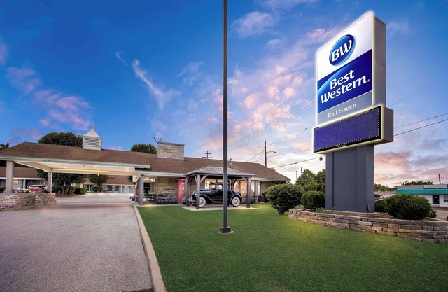 Best Western Route 66 Rail Haven