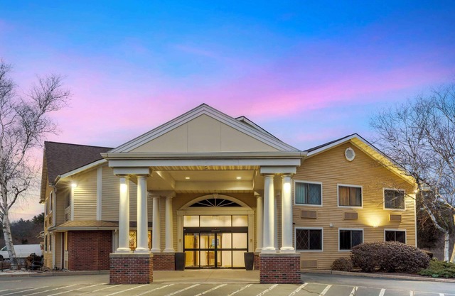 Best Western Plus The Inn at Sharon/Foxboro