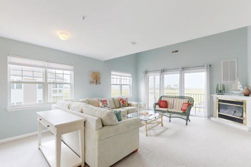 Bethany Bay - 37448 Pettinaro Dr #5705